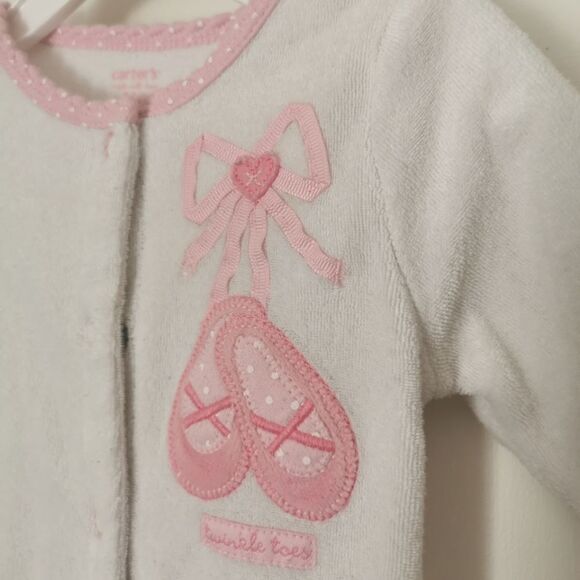 3/$10 Carter's Newborn terry cloth sleeper - Picture 2 of 4